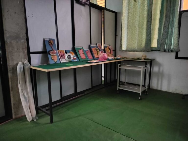 Anatomy Lab (2)